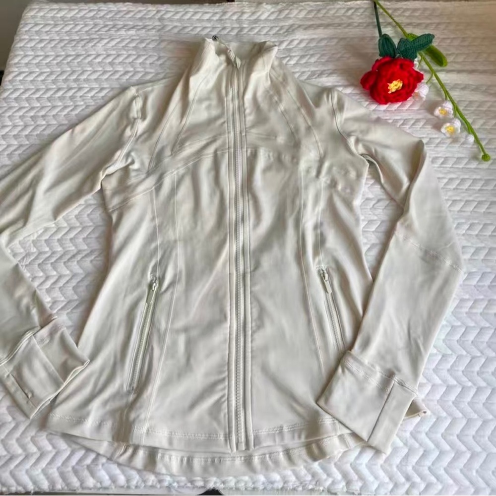 Elegant Women's Cream Utility Jacket